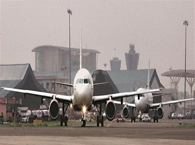 Asia-Pacific airlines saw air cargo volumes dip 18.6% in Nov 2022: IATA